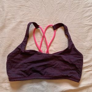 Lululemon free to be bra